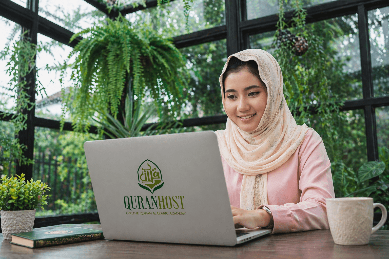 Student learning Quran online with a certified tutor